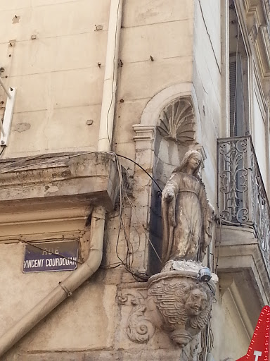 Statue Notre Dame Des Olivier