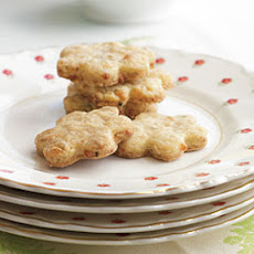 Blue Cheese Cut-Out Crackers