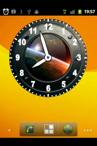 Porthole analog clock