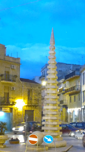 Obelisco -  piazza duca degli Abruzzi 