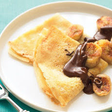 Crepes with Sauteed Bananas and Chocolate
