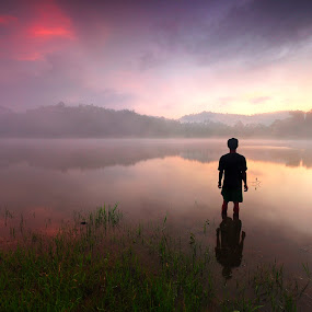 Always look on the bright side by Ledon Jasper Samoranos - Landscapes Waterscapes