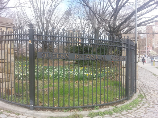 Queens Botanical Garden Peck Ave
