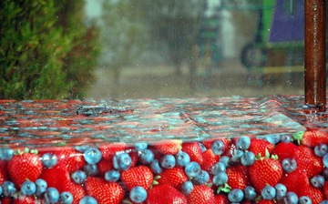 [Rain2[6].jpg]