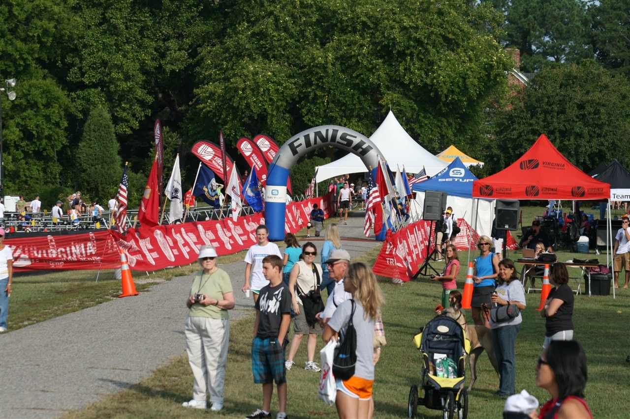 [IMG_89931280x8533.jpg]