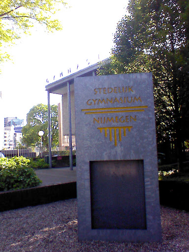 Entrance Stedelijk Gymnasium