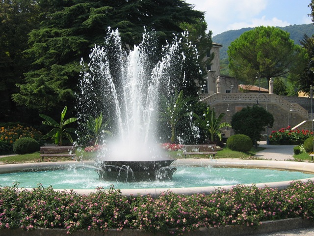 [IMG_44962.jpg]