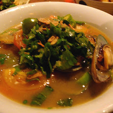 Mussel Thai Noodle Bowl