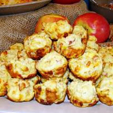 Cheesy Apple Bacon Muffins