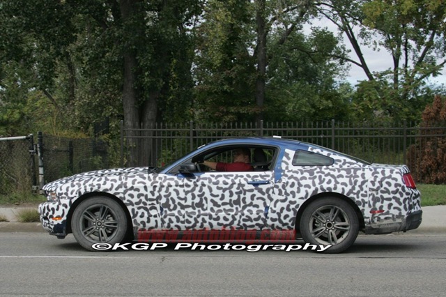 [06_mustangbasev6spy[5].jpg]