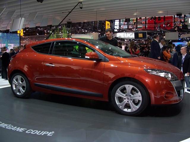 [Mégane Coupé 3[3].jpg]