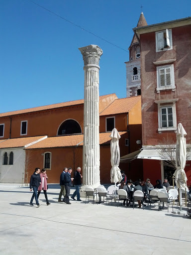 Antic Roman Column