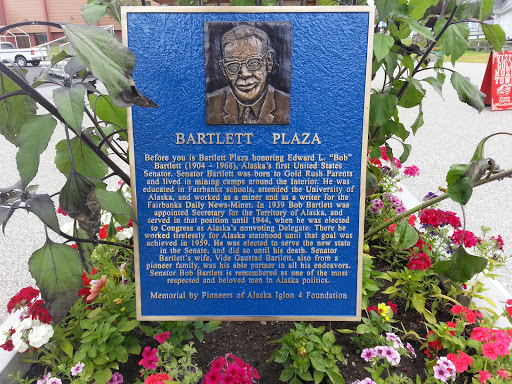Bartlett Plaza