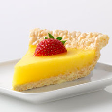 Marshmallow Crispy Lemon Pie