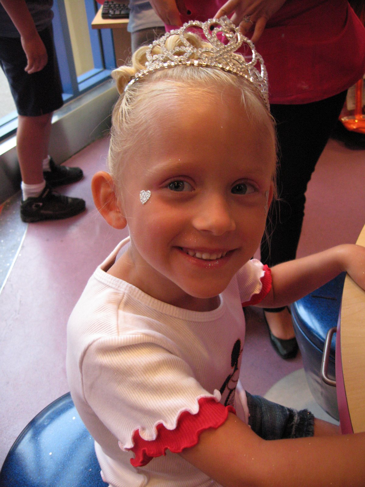 [Disney08b0282.jpg]