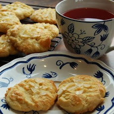 Simple Chinese Almond Cookies
