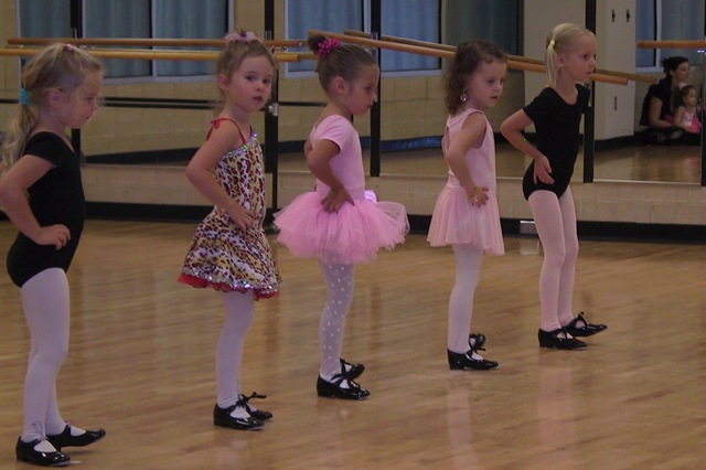 [Dance Class 1[4].jpg]