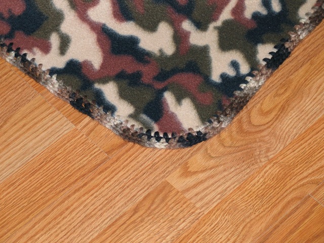 [EdgeryDoo Camo Blanket2[10].jpg]