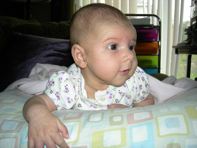 [Tummy time-8 wks 002[3].jpg]