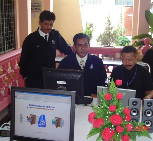 [linkakademik05[3].jpg]
