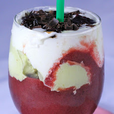 Hungarian Sisters' Spicy Berry Float
