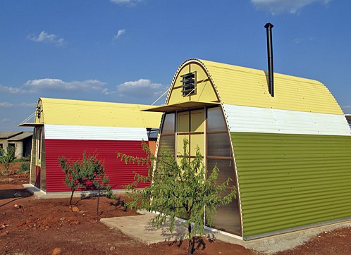 快適なファミリー向け組立式ユニット住宅。[Abōd™ by BSB Design]