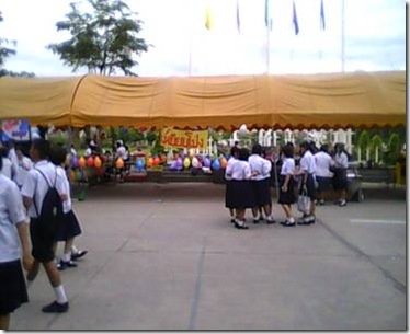 clip_image004