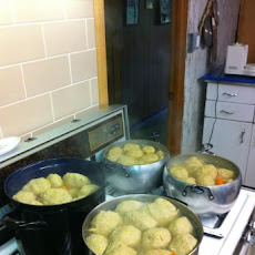 My Mom's Legendary Galicianer (Sweet) Gefilte Fish