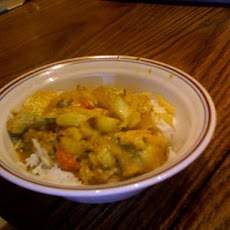Crock Pot Curry Chicken With Onion and Tomato