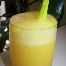 Orange & Mango Cocktail Via Susiequsie