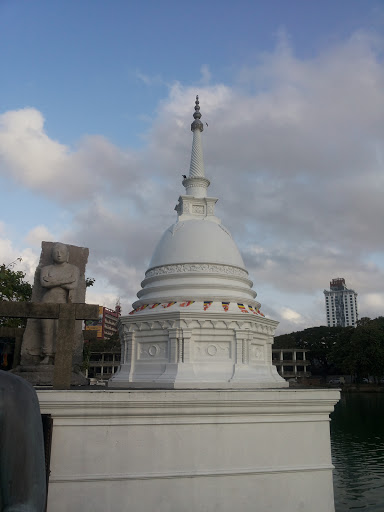 Buddha Statue And Stupa 