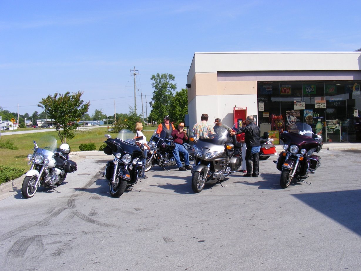 [DSCF0245m2.jpg]