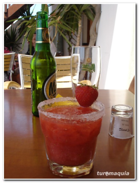 Bebendo em Santorini Bar-Santorini