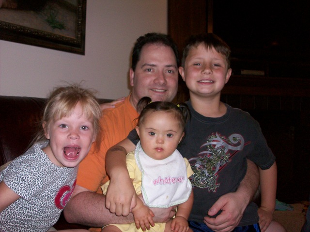 [AngiescameraLeClaire0802.jpg]