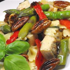 Asparagus, Chicken, and Pecan Pasta