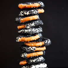 Black and White Chocolate Dipped Pretzels