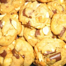 Peanut Butter-Chocolate Chunk Cookies