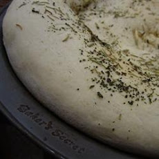 Garlic Lover's Pizza Crust for the Bread Machine