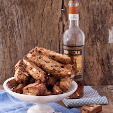 Chestnut flour and chocolate drops biscotti