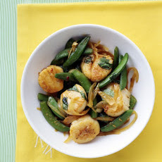 Scallop and Snap Pea Stir-Fry