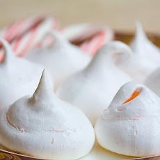 Peppermint Meringue Cookies