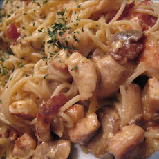 Chicken Pasta With Sour Cream and Cheese Sauce (Zwt3 Western)