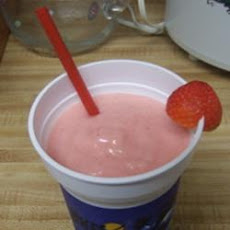 Strawberry-Yogurt Shake