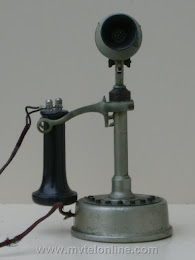 Candlestick Phones - De Veau Thin Shaft Candlestick Telephone 1