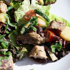 Seared Rare Niçoise Tuna Lettuce Cups