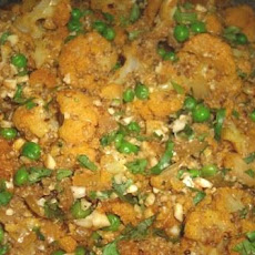 Curried Quinoa and Cauliflower
