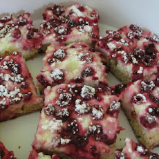 Fresh Raspberry Cheesecake Bars