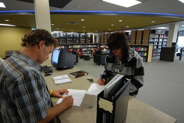 [librarypicture13.jpg]