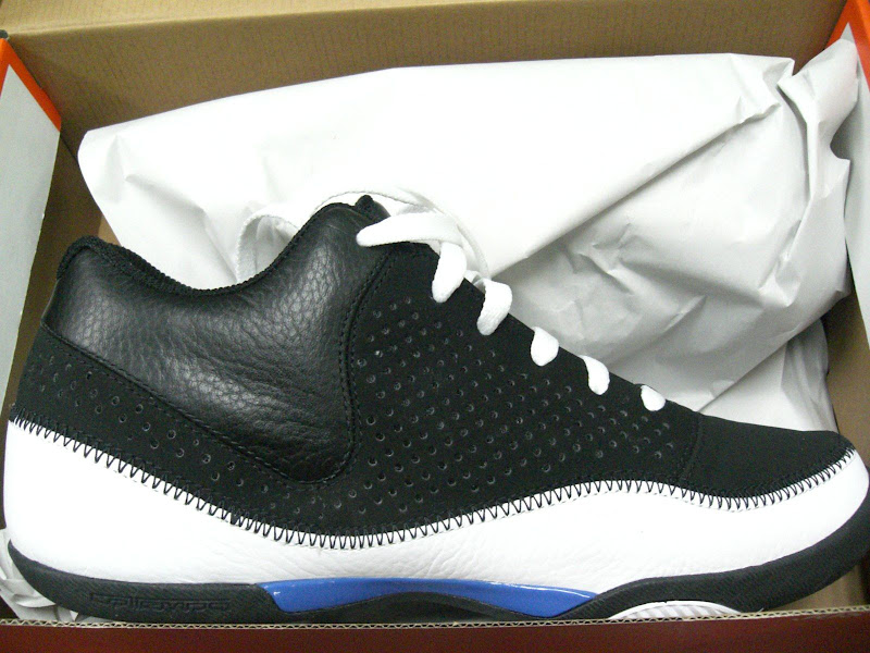 NIKE CONSIDERED HUMARAZOOM BB II LOW 2008 06_28042
