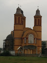 Biserica Galbena